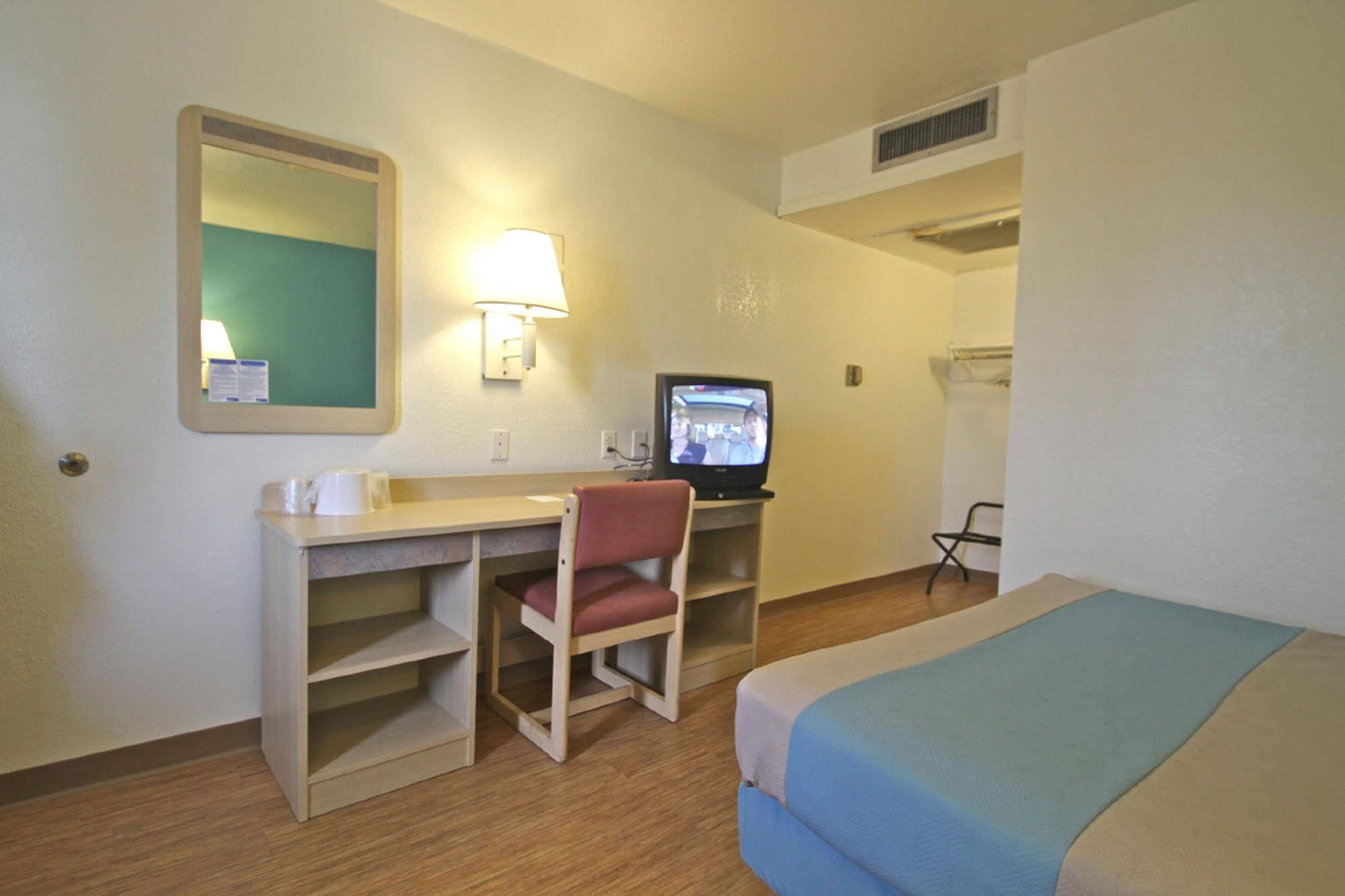 Motel 6-Sandston, Va - Richmond, Va 외부 사진